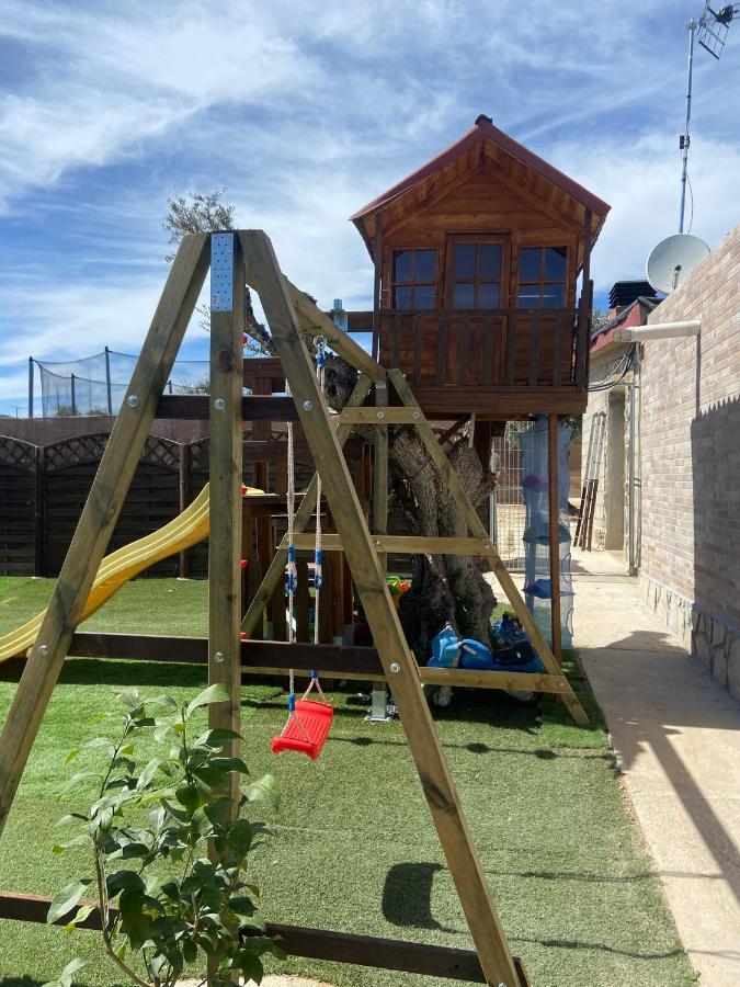 Cuchi Farm Villa Chinchon Luaran gambar